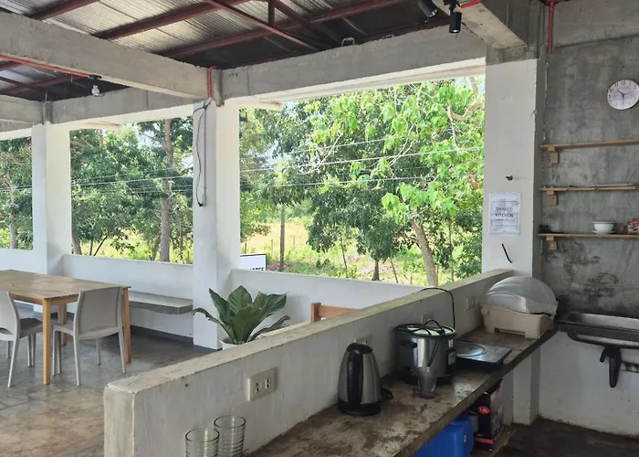 Hostel Camotes