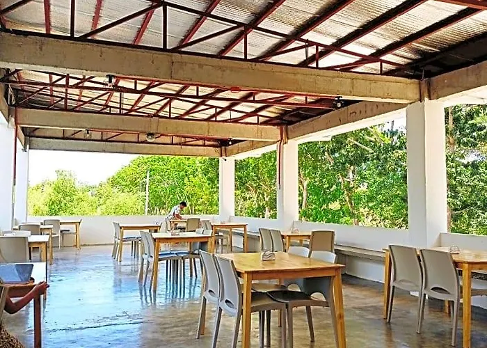 Hostel Camotes Himensulan